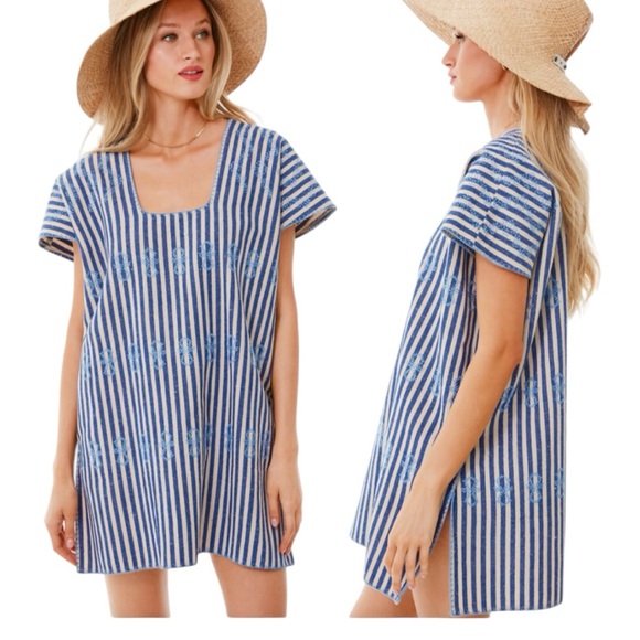 Tuckernuck Dresses & Skirts - Tuckernuck Blue Stripe Mini Sullivan Embroidered Canvas Caftan Cover Up Size M